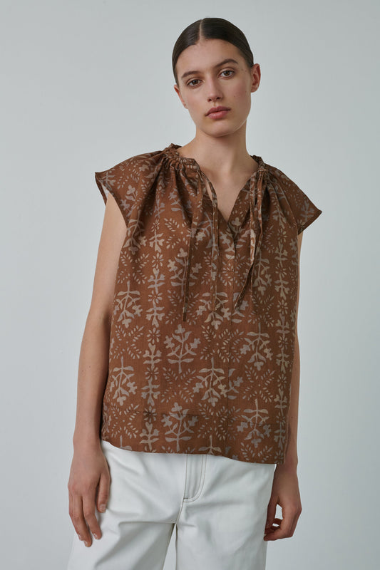 Camicia marrone tangente