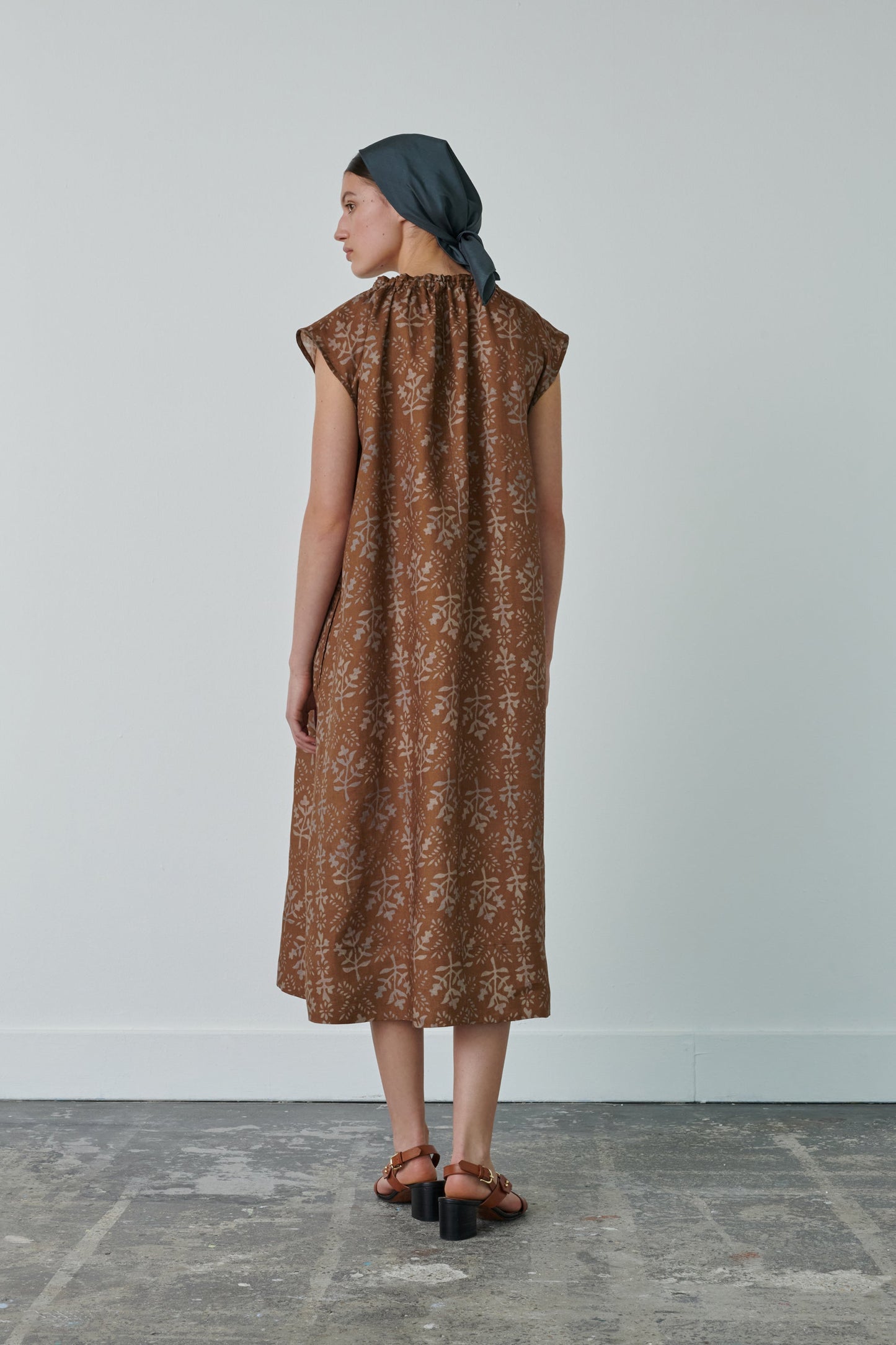 Abito marrone tamale