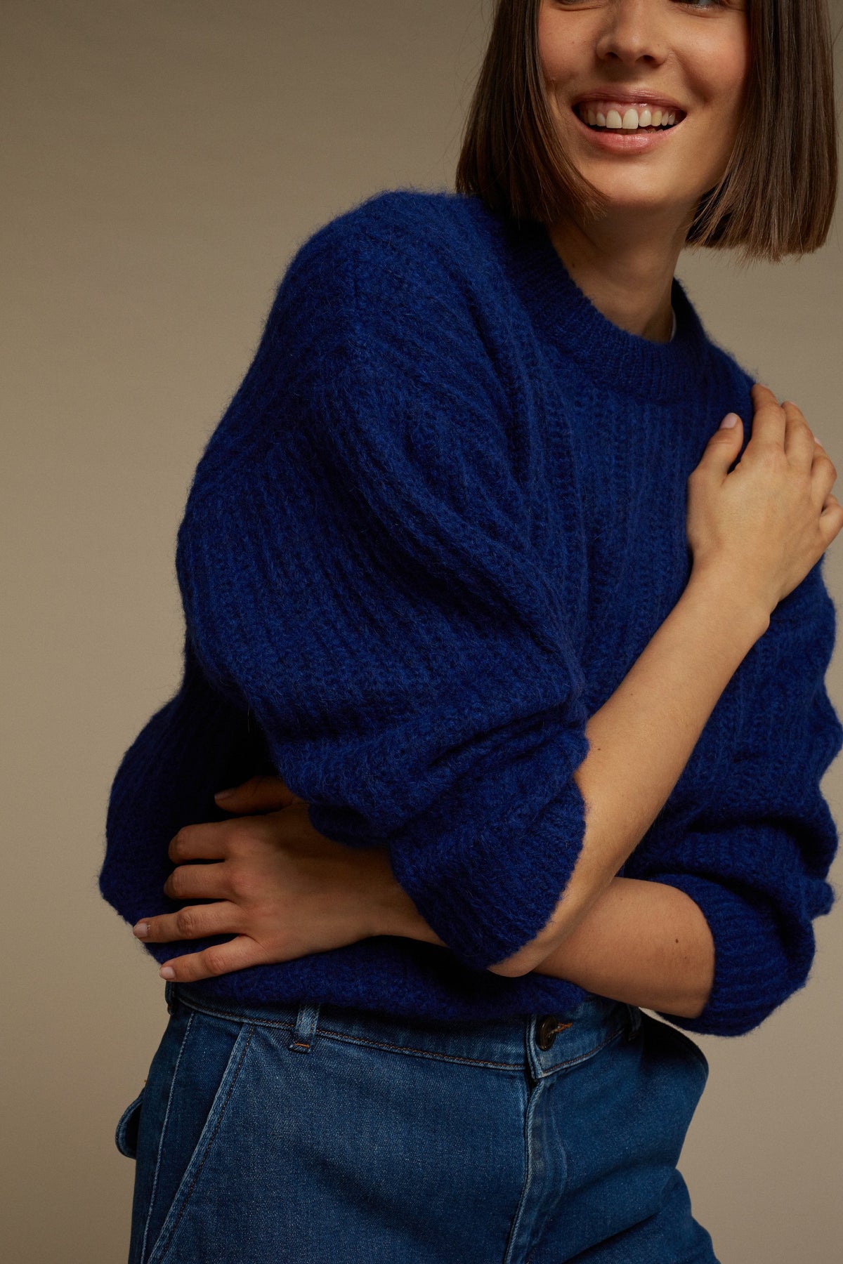 PULL GINETTE MOUTARDE vue 4